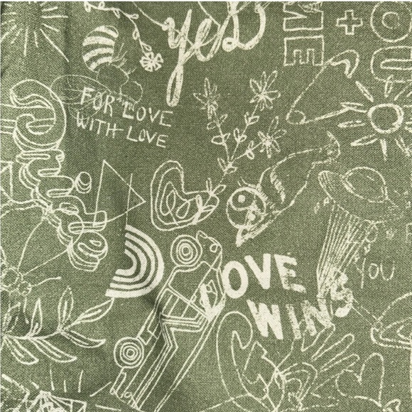 🍀ST PATTY’S DAY🍀 Anthropologie Pilcro The Skipper Love Wins Green Cropped Pants - Picture 5 of 6